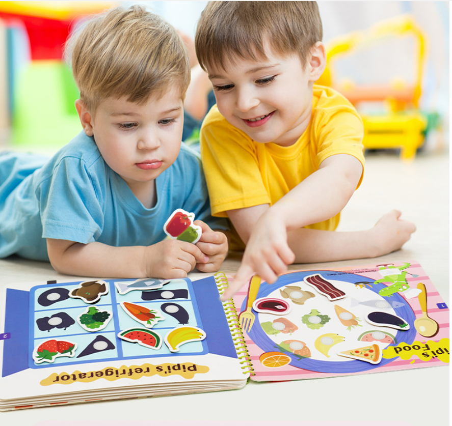 Livre Occupé pour que l'enfant développe des compétences d'apprentissage