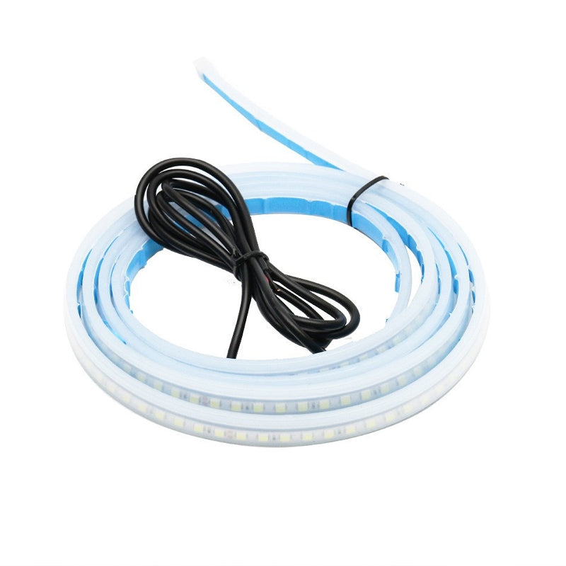 Bande LED dynamique pour capot de voiture